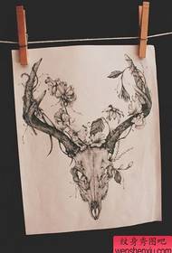 一幅羚羊纹身手稿图案