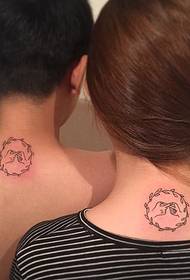 un grupo de pequenos deseños de tatuaxes frescos e sinxelos para os amantes