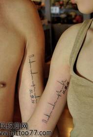 modello di tatuaggio ECG coppia braccio