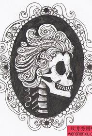 Personality skull tattoo manuscript pattern