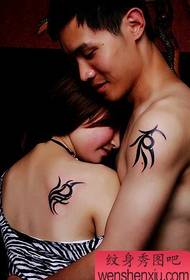 patrón de tatuaje de tótem de pareja