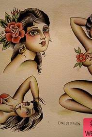 Un tatuu di mostra di tatuaggi hà cunsigliatu un mudellu di tatuaggi di una ragazza