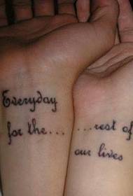 pāris mīlestība uzdrukāts vēstules tetovējums attēlu