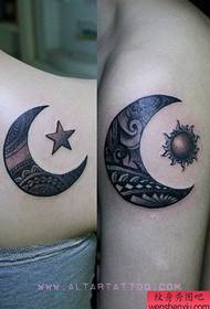 arma popularibus pulchra lunae duobus Exemplum tattoo