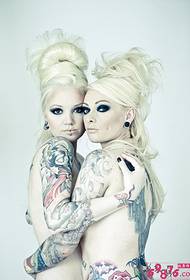 Tatuaggio di personalità floreale bellezza 2013 sorelle