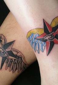 tatuaje de estrella de cinco puntas de pie de pareja