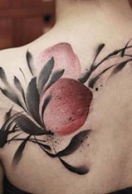 rapazas de tatuaxe de ombreiro nas costas de tinta nas fotos de tatuaxes de flores