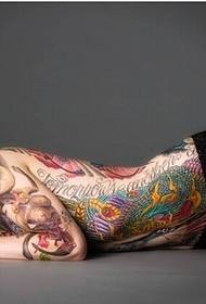 slika seksi dominirajoče lepotne tetovaže