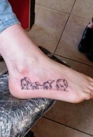 Bai Le sato tattoo gadis urang instep gambar tato gajah hideung