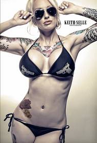 buitelandse mooi glansryke skoonheidspersoonlikheid tatoeëermerk prentjie foto