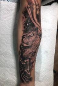 Пофарбовані багато прикрашений чорно-білий лев і сузір'я символ рука татуювання візерунок