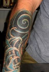 Patrón de tatuaje ondulado color tatuaje