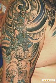 Modello del tatuaggio del braccio guerriero con slitta