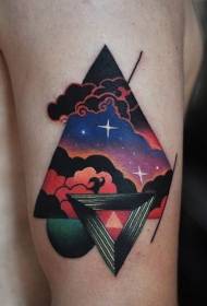 Триаголник во боја на рака и шема на тетоважа на симболи