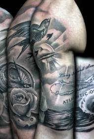Magnifique motif de tatouage de bras thème mer noir et blanc peint