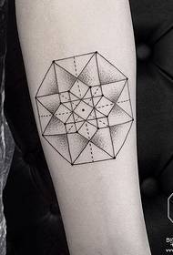 Ruka geometrija točka bodlji mali svježi uzorak tetovaža tetovaža
