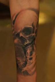 Arm singing skull personality tattoo pattern