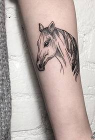 Lille arm enkel linje hest tatovering mønster
