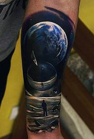 Patrón de tatuaje estrellado de color de brazo