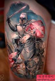 大腿上推荐一幅战士纹身图案