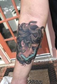 Schoolgirl arm painted abstract line portrait portrait Medusa tattoo picture