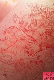 Et populært kult Medusa tatoveringsmønster