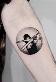 Mutilak besoak gris beltz zirriborroari buruzko aholkuak Abstraktua neska pertsonaia tatuaje argazkia