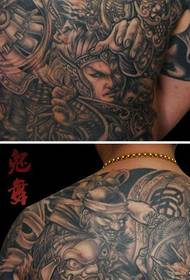 Vyraujantis super karvės nugaros penkių tigrų tatuiruotės modelis