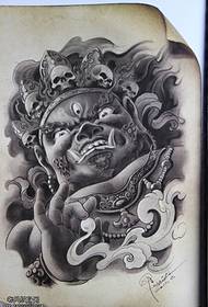 Materiali i tatuazhit të King Kong