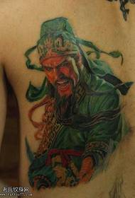 Un tatuatu Guan Gong frescu è bellu nantu à a spalle