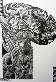 Fire konger tatoveringsdesign