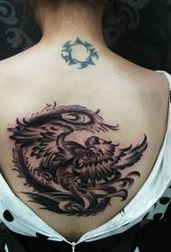 Model de tatuaj de personalitate feminină