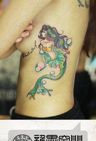 Talie frumoasă în talie model de tatuaj de sirenă frumoasă