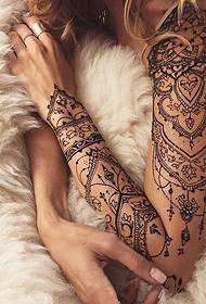A set of very eye-catching vanilla tattoo designs