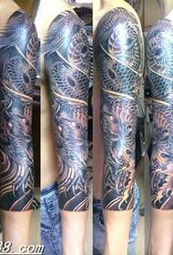 Gizonezko moda nortasuna izotz tatuaje tatuaje