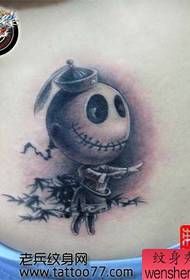 Alternativni simpatični uzorak tetovaža lutke zombija