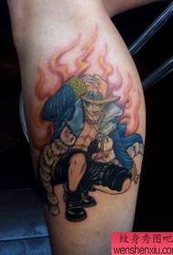 Modello bello del tatuaggio dell'asso di One Piece della gamba
