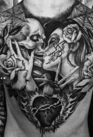 Męski tatuaż na klatce piersiowej 8 działa na wzór czarnego kwiatu