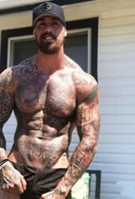 European and American muscle male tattoo handsome pictures 9