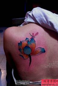 Popular and exquisite shoulder lotus tattoo pattern