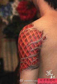 Roku super skaists vēss saplēsts pūķa mēroga tetovējums modelis