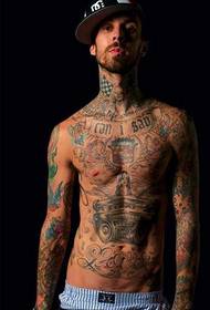 Disegni di tatuaggi di moda d'omi europei è americani
