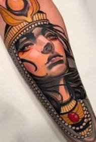 新しい伝統的なスタイルのタトゥーパターン-独特のヨーロッパスタイルの女性のタトゥーの写真