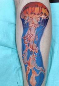 Padrão de tatuagem de água-viva Padrão de tatuagem de água-viva colorida