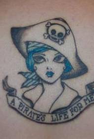 Lengan hitam memakai corak tatu wanita topi bajak laut