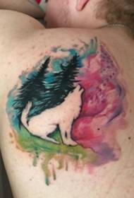 Muški leptir kost tetovaža životinja crni vuk i stablo akvarelni uzorak