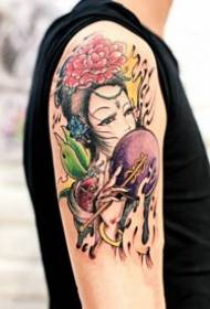18 diferan estil nan desen tatoo geisha