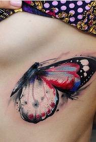 3d boje tetovaže leptira u boji koje lete pod prekrasnim mlijekom
