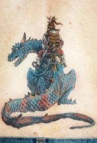 דפוס קעקוע סמוראי יפני של דרקון
