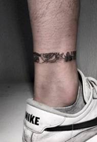 14 zēnu melnas līnijas vienkāršs, mazs svaiga tetovējuma raksts